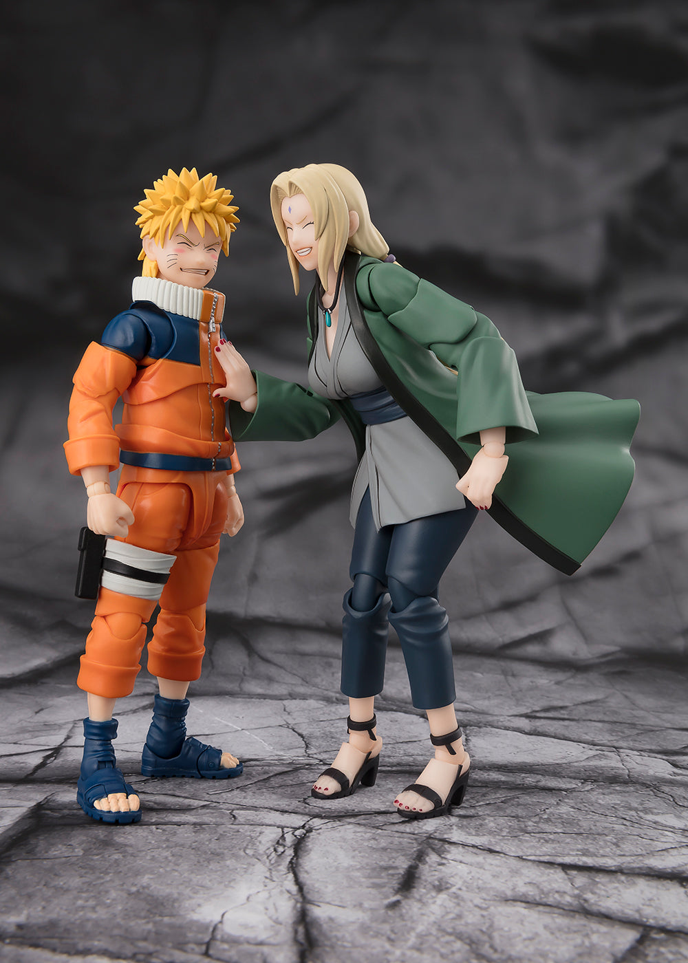 S.H.Figuarts Tsunade -The Legendary Medical Ninja-